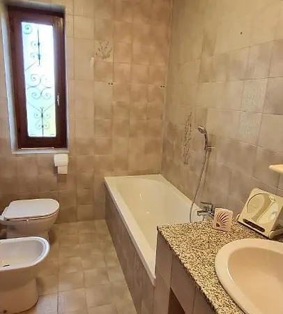 Casabelvederestresa Apt 3 Apartment